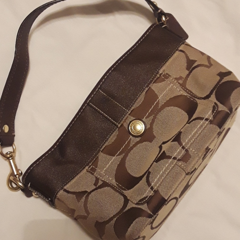 Authentic Coach Handbag - Picture 6 of 6
